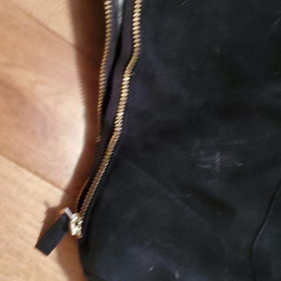 Boots - Picture 2 of 3